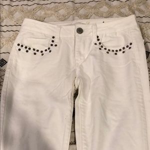 Price Drop! White American Eagle Jeans